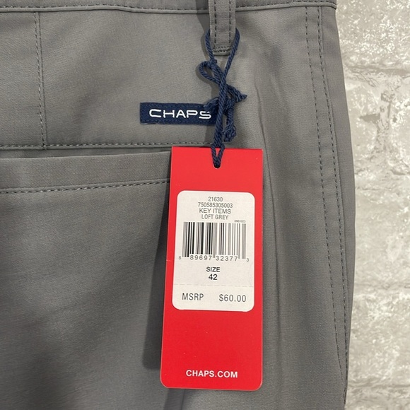 Chaps Grey Golf Cargo Shorts - Picture 3 of 8